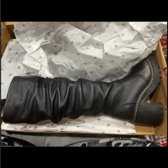 Kasey Virgina Doc Martens - Picture 8 of 9